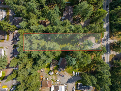 2552 200 Street - 5