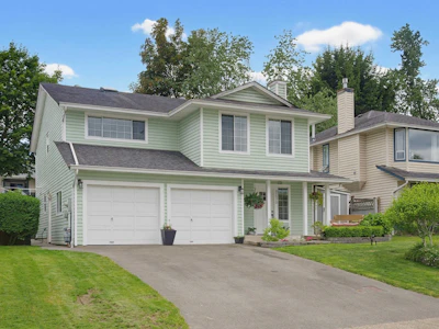 21572 93b Avenue - 2