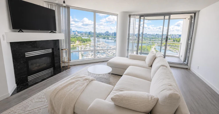 1005-1201 Marinaside Crescent, Vancouver, BC, V6Z 2V2 - 3