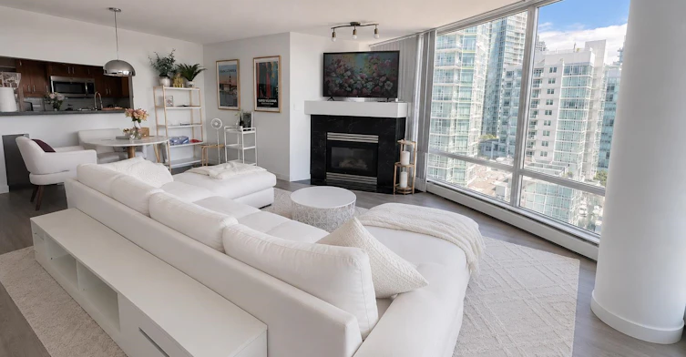 1005-1201 Marinaside Crescent, Vancouver, BC, V6Z 2V2 - 2