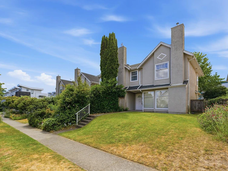 6-8291 French Street, Vancouver, BC, V6P 4V9 - 4