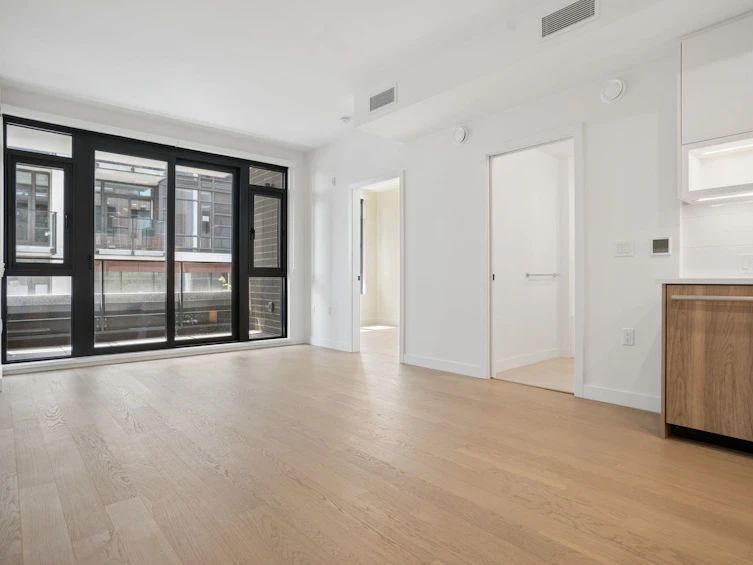 304-8398 Oak Street, Vancouver, BC, V6P 0L9 - 10