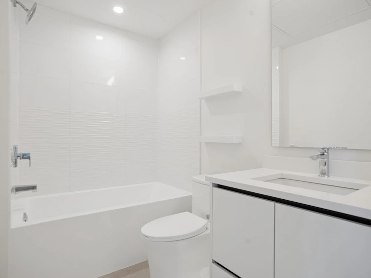 304-8398 Oak Street, Vancouver, BC, V6P 0L9 - 15