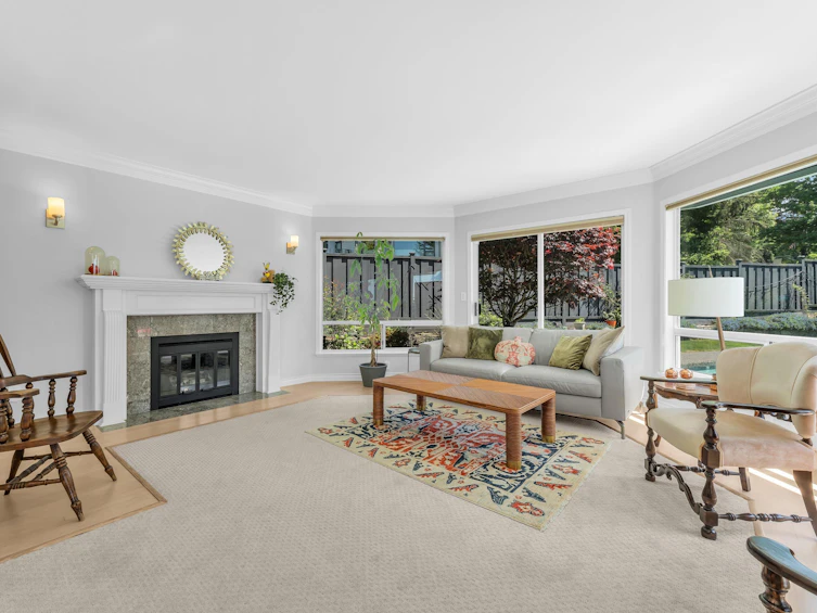 111 Sandringham Crescent, North Vancouver, BC, V7N 4E9 - 9