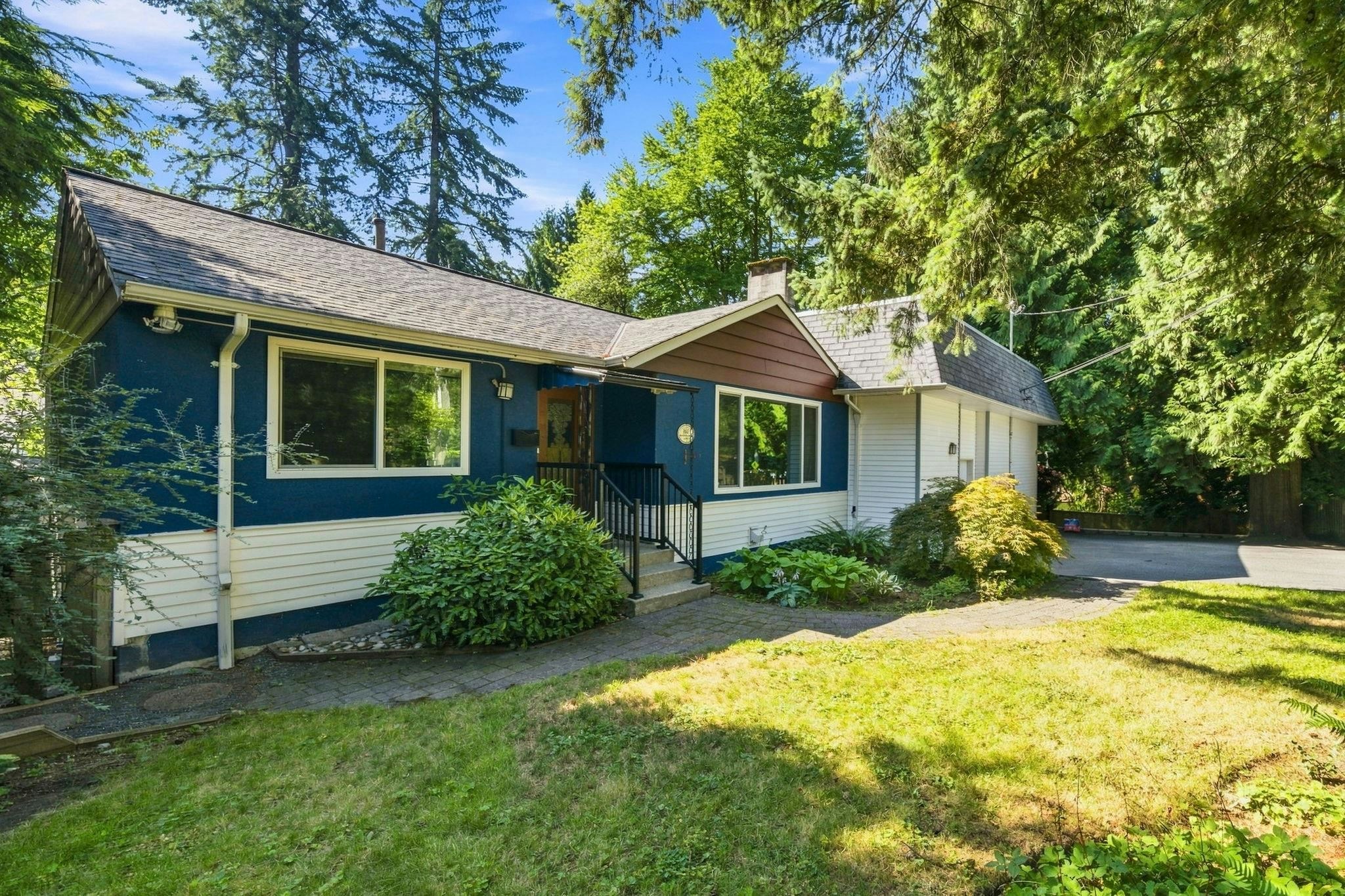 1611 Lynn Valley Road, North Vancouver, BC, V7J 2B5
