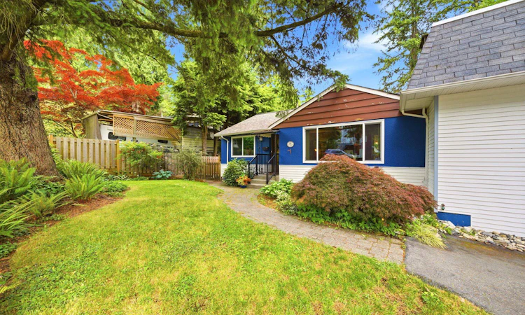 1611 Lynn Valley Road