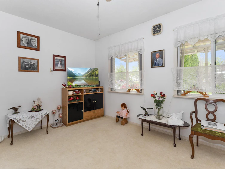 1446 Townline Road, Abbotsford, BC, V2T 6E1 - 6