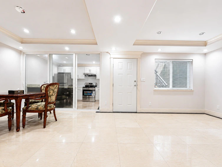 7353 Union Street, Burnaby, BC, V5A 1J1 - 30