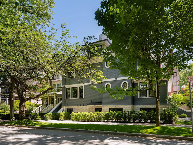 980 Bidwell Street, Vancouver, BC, V6G 1M3