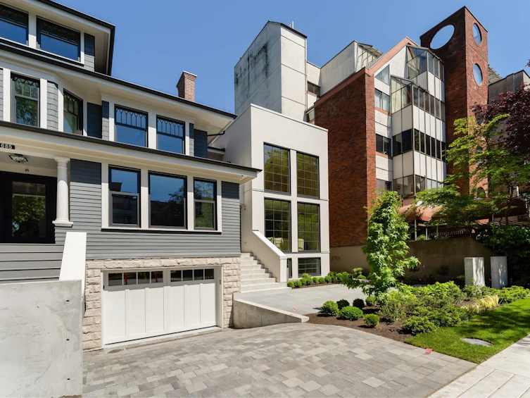 1685 Nelson Street, Vancouver, BC, V6G 1M3 - 3