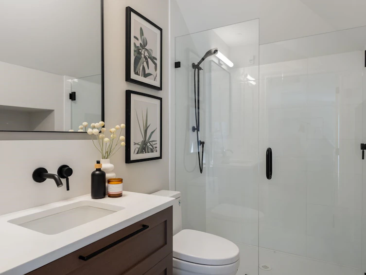 1685 Nelson Street, Vancouver, BC, V6G 1M3 - 29