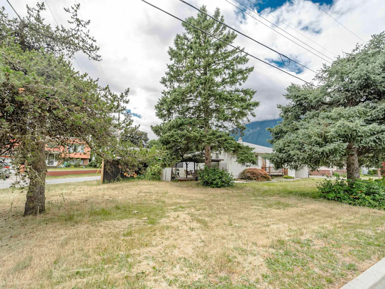 776 7th Avenue, Hope, BC, V0X 1L4 - 32