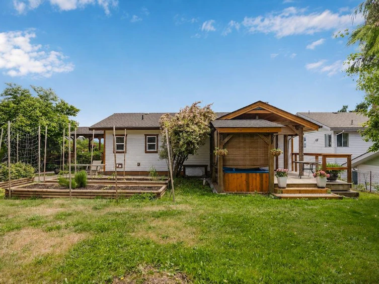 1515 Thompson Road, Gibsons, BC, V0N 1V6 - 24