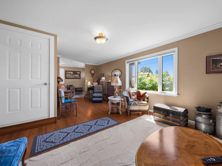 34921 Dewdney Trunk Road, Mission, BC, V2V 6S2 - 34