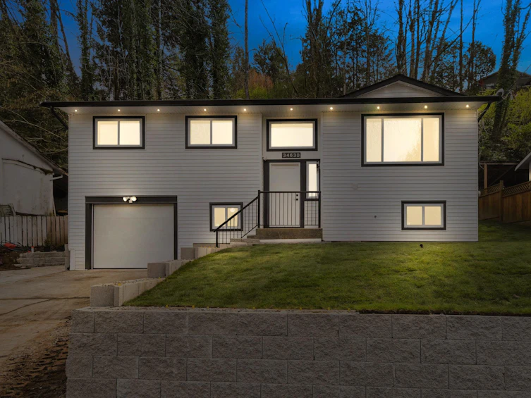 34630 Immel Street, Abbotsford, BC, V2S 4T7