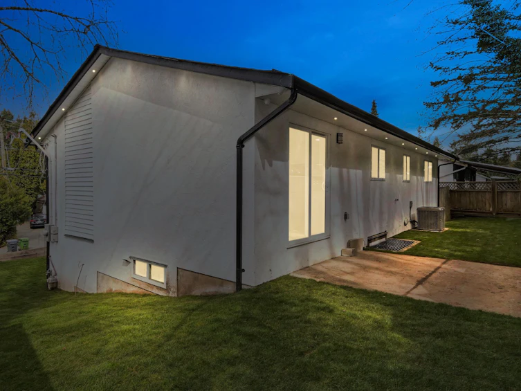 34630 Immel Street, Abbotsford, BC, V2S 4T7 - 23