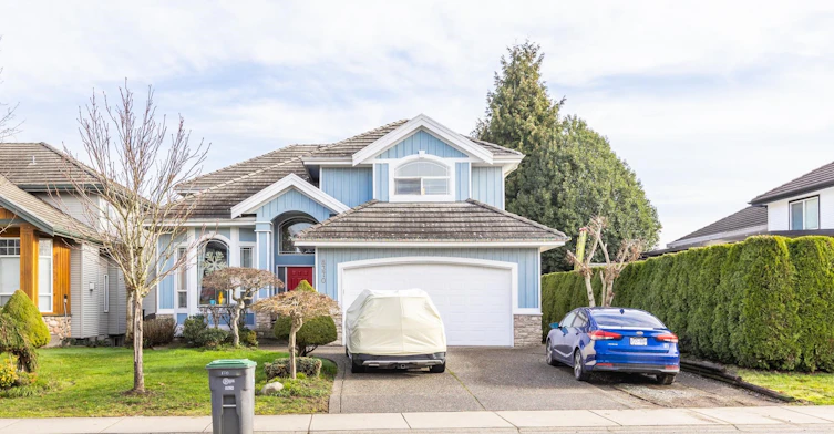 8370 168a Street, Surrey, BC, V4N 4T1