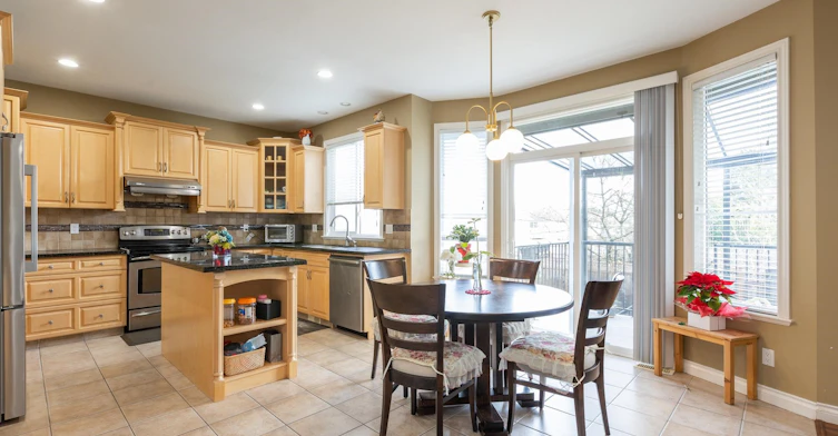 8370 168a Street, Surrey, BC, V4N 4T1 - 6