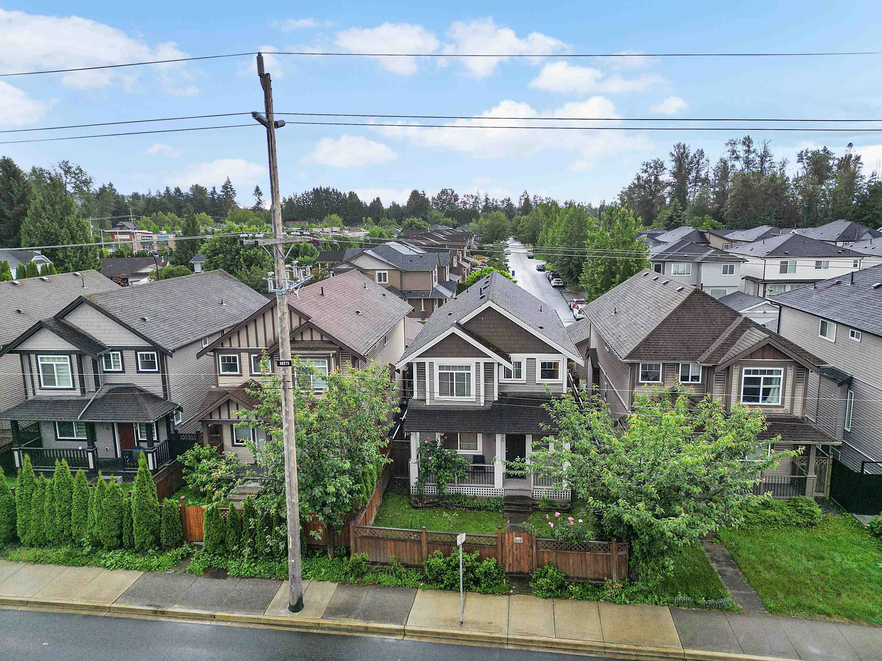 23942 Dewdney Trunk Road, Maple Ridge, BC, V4R 1W2