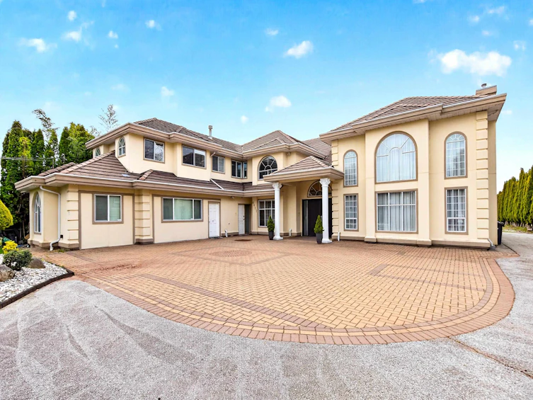 6411 No. 7 Road, Richmond, BC, V6W 1E8