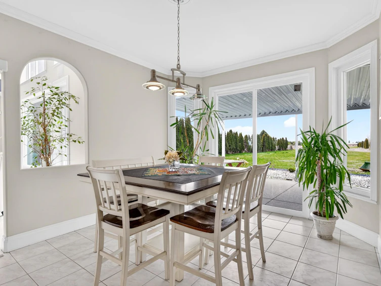6411 No. 7 Road, Richmond, BC, V6W 1E8 - 19