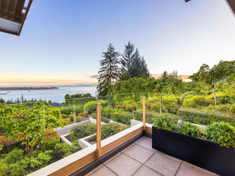101-2535 Garden Court, West Vancouver, BC, V7S 0A1 - 24