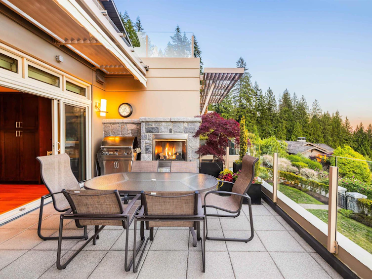 101-2535 Garden Court, West Vancouver, BC, V7S 0A1 - 17