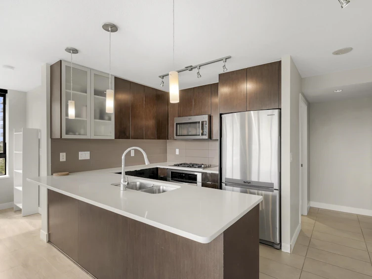 503-7325 Arcola Street, Burnaby, BC, V5E 0A7 - 3