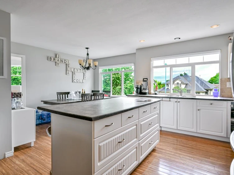 16730 85 Avenue, Surrey, BC, V4N 4W3 - 24