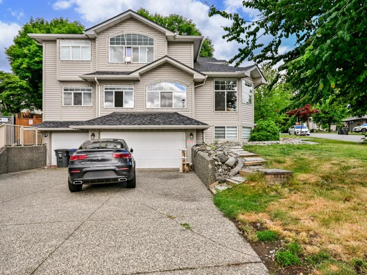 16730 85 Avenue, Surrey, BC, V4N 4W3 - 3