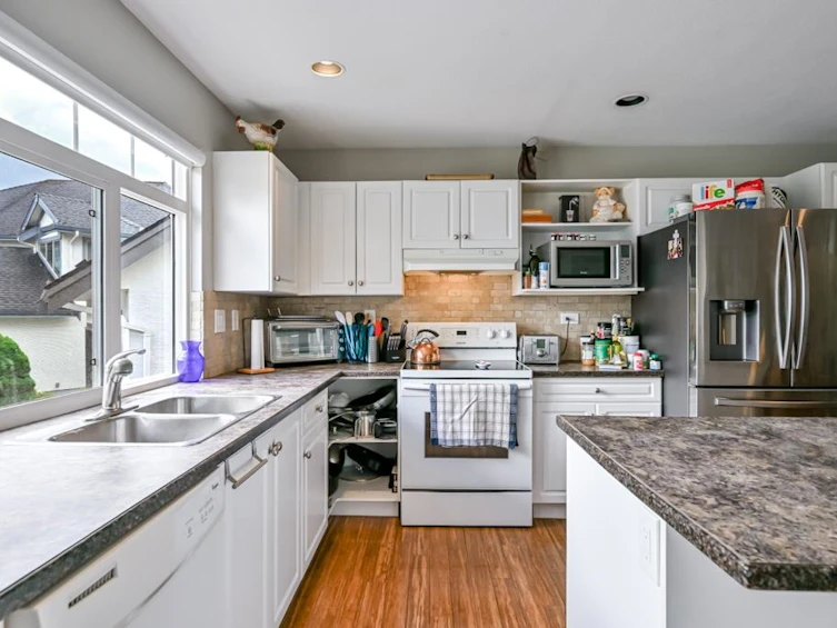 16730 85 Avenue, Surrey, BC, V4N 4W3 - 25