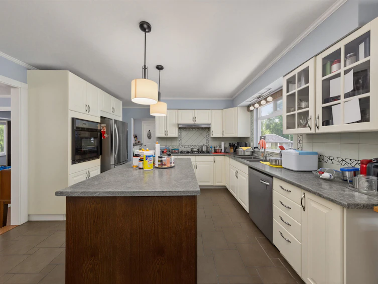 637 171 Street, Surrey, BC, V3S 6R3 - 35