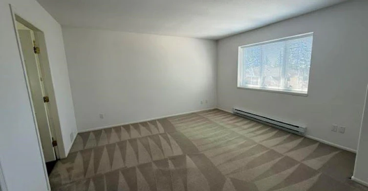 16XX Plateau Crescent, Coquitlam, BC, V3E 3B3 - 11