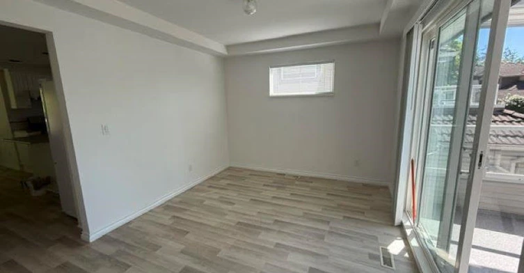 16XX Plateau Crescent, Coquitlam, BC, V3E 3B3 - 3