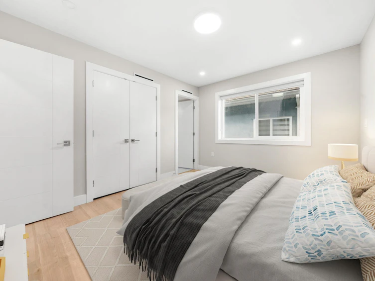 6692 Nanaimo Street, Vancouver, BC, V5P 4L2 - 15