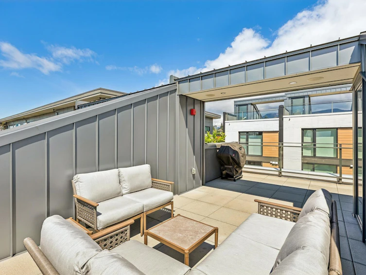 129-649 E 3rd Street, North Vancouver, BC, V7L 1G6 - 2