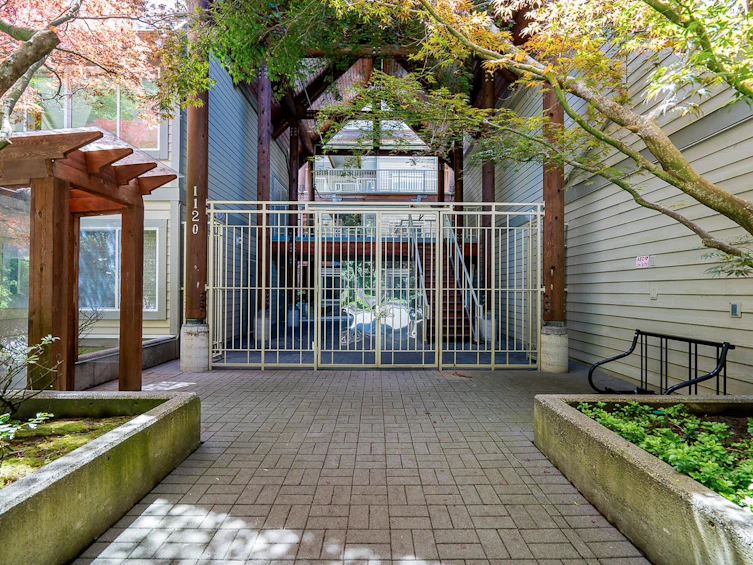 318-1120 Tsatsu Shores Drive, Delta, BC, V4M 4G3 - 5