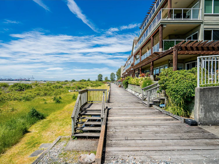 318-1120 Tsatsu Shores Drive, Delta, BC, V4M 4G3 - 26