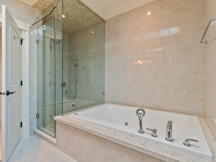 8371 Mowbray Road, Richmond, BC, V7A 2B8 - 18