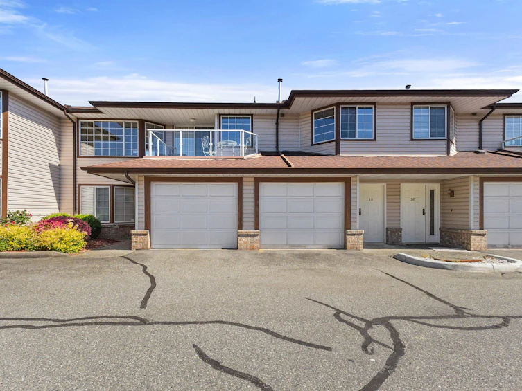 36-32659 George Ferguson Way, Abbotsford, BC, V2T 4E4