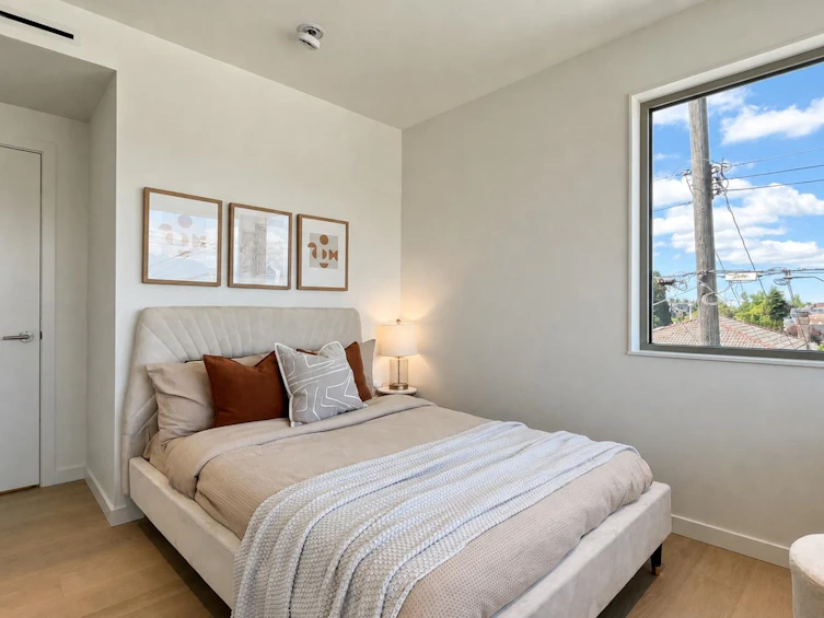 1-2915 E 5th Avenue, Vancouver, BC, V5M 1N6 - 9