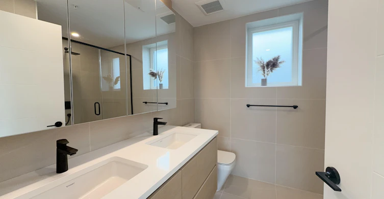 110 Woodstock Avenue, Vancouver, BC, V5Y 0P4 - 12