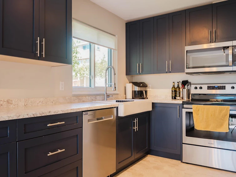 4-765 School Road, Gibsons, BC, V0N 1V9 - 8