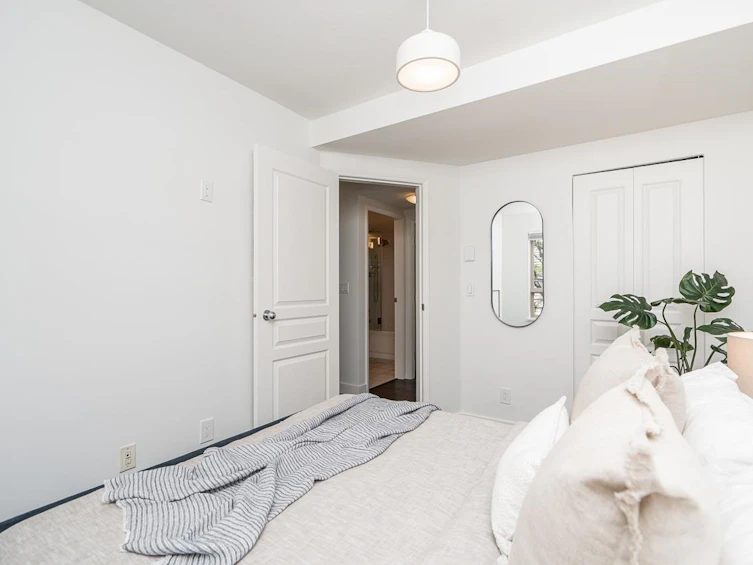 26-2375 W Broadway, Vancouver, BC, V6K 2E6 - 25