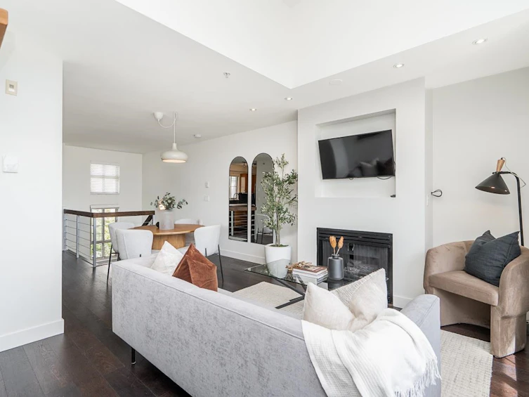 26-2375 W Broadway, Vancouver, BC, V6K 2E6 - 7