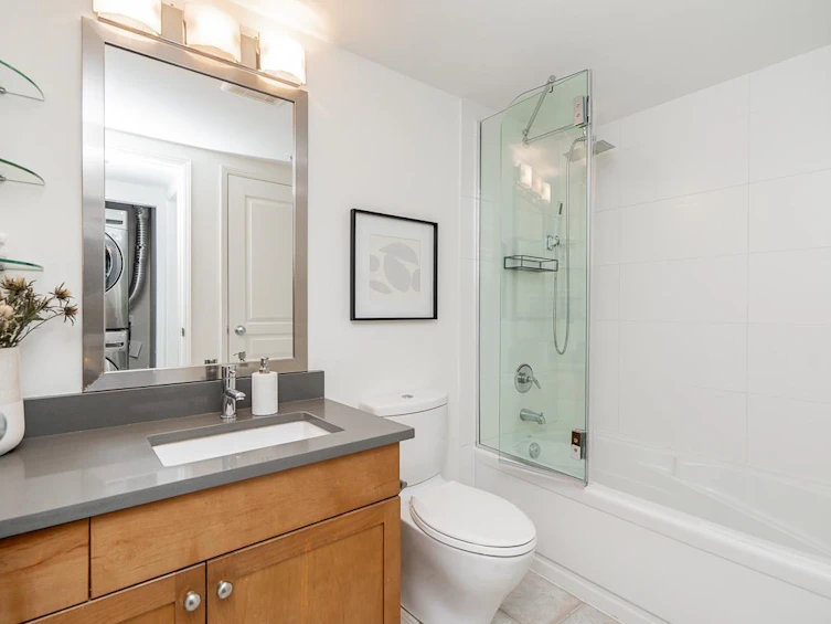 26-2375 W Broadway, Vancouver, BC, V6K 2E6 - 23