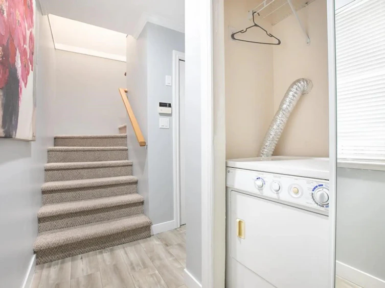 6030 Woodsworth Street, Burnaby, BC, V5G 1S8 - 5