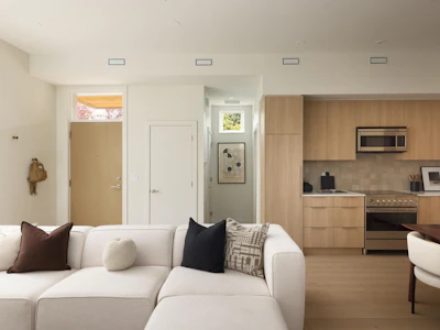 593 E 49th Avenue - 2