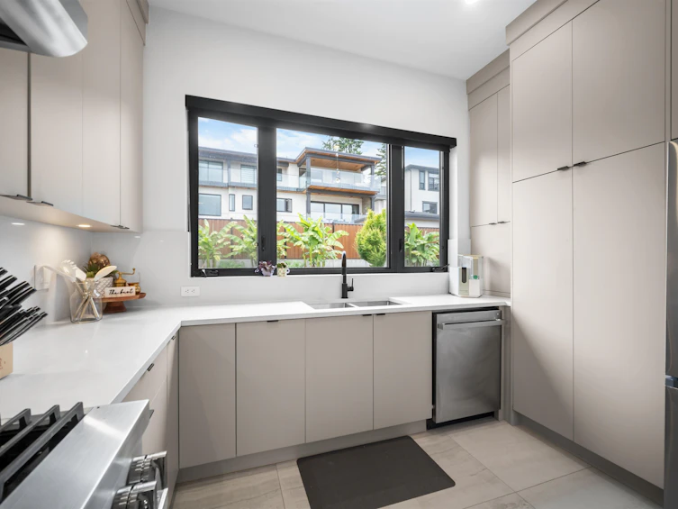 8102 Wiltshire Place, Delta, BC, V4C 6T2 - 11