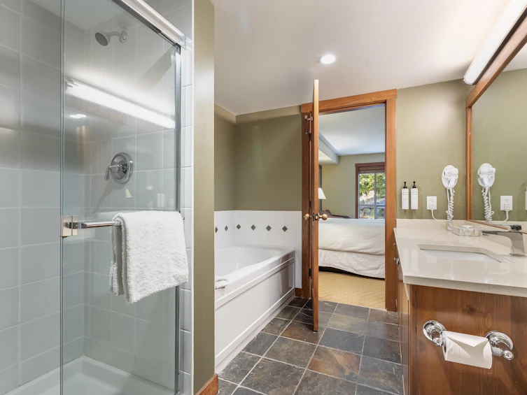 214G1-4653 Blackcomb Way, Whistler, BC, V8E 0Y9 - 18